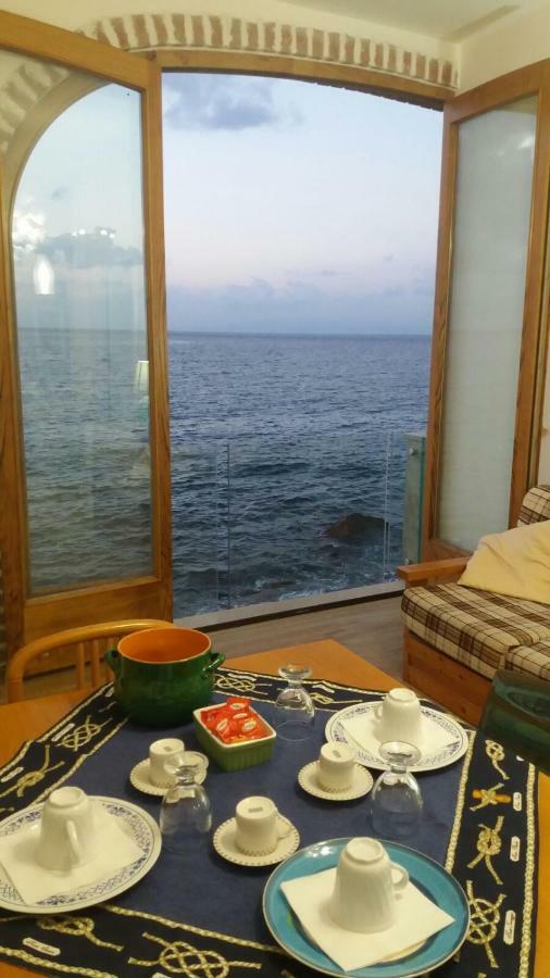 Апартаменты Gabbiano Azzurro Flat Chianalea Шилла Экстерьер фото